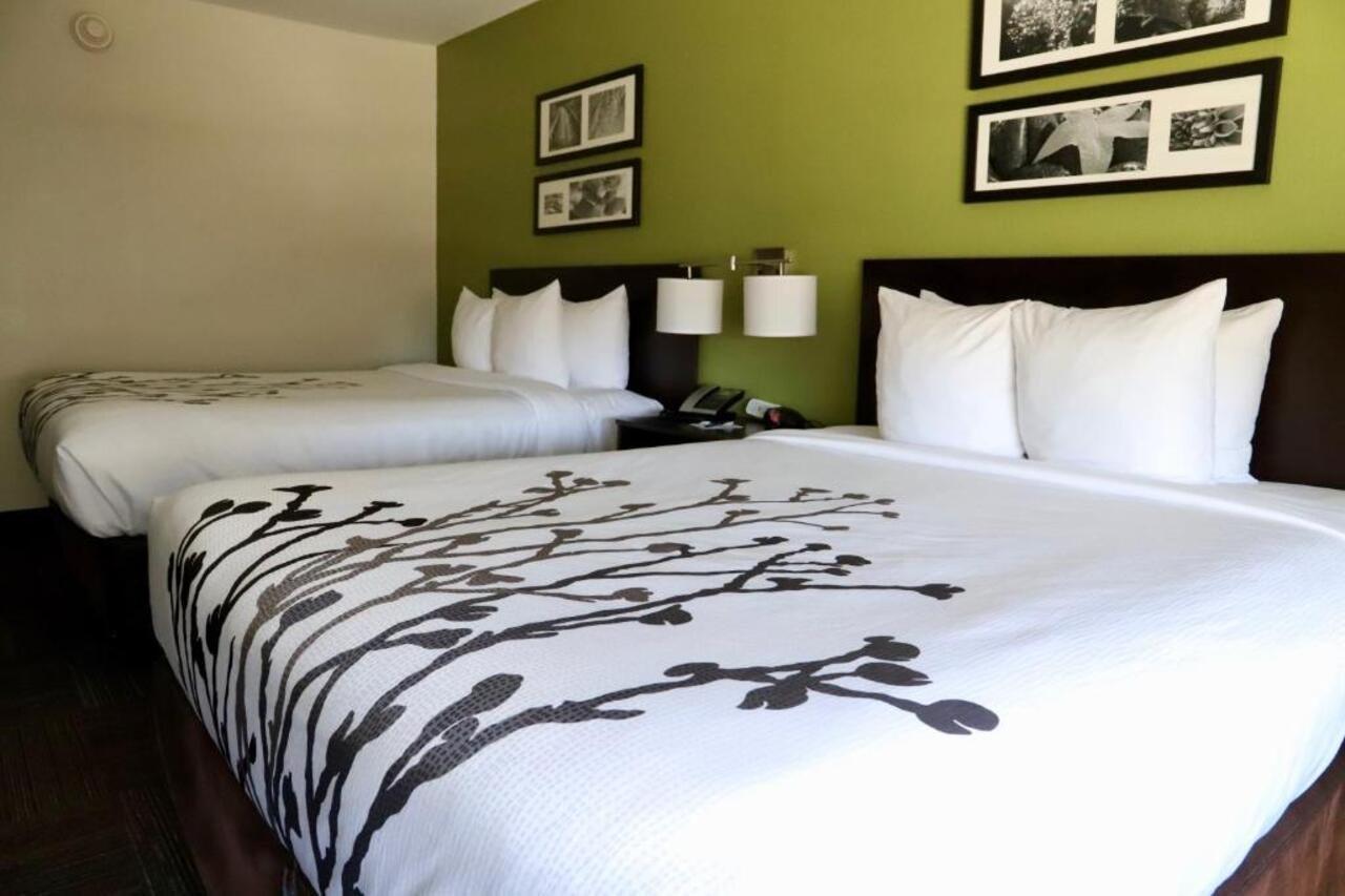 Sleep Inn & Suites Belmont - St. Clairsville Екстер'єр фото