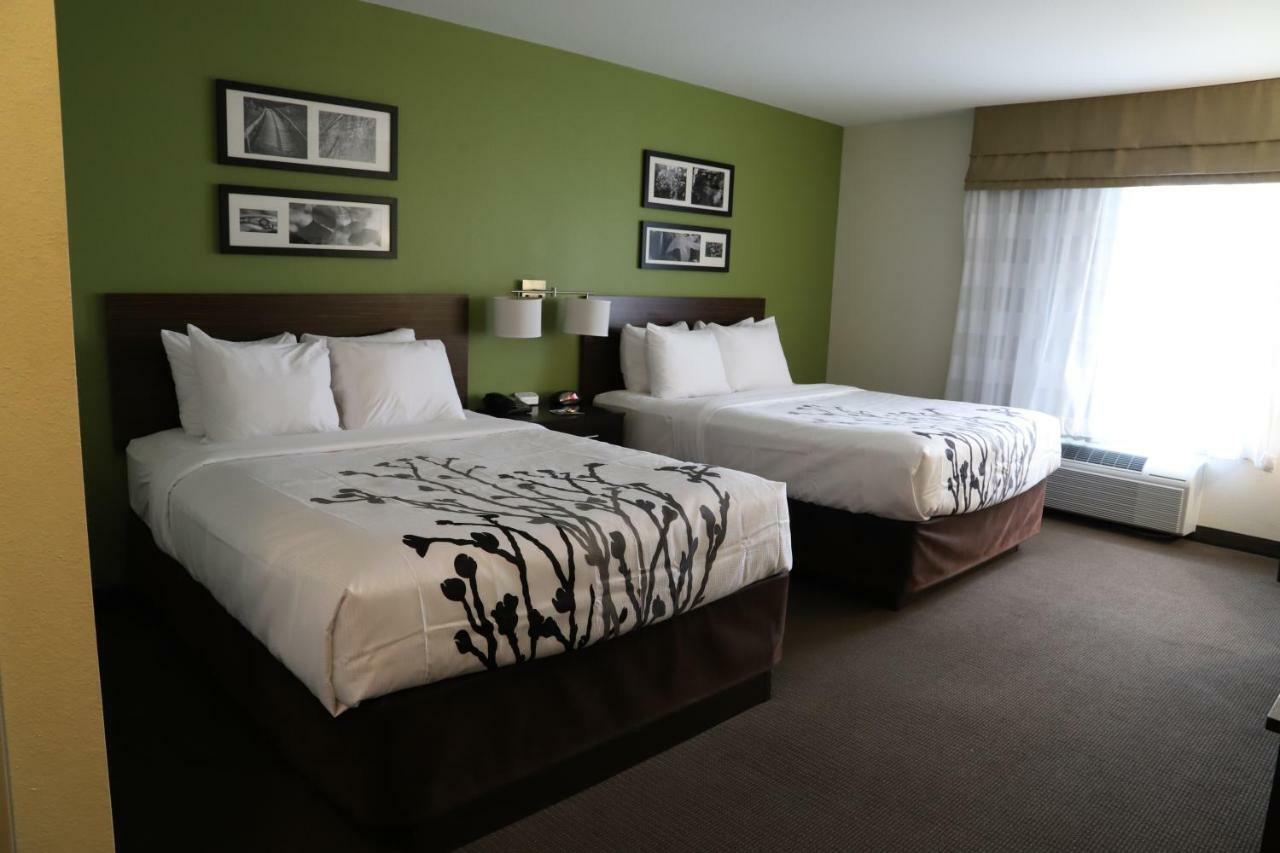 Sleep Inn & Suites Belmont - St. Clairsville Екстер'єр фото